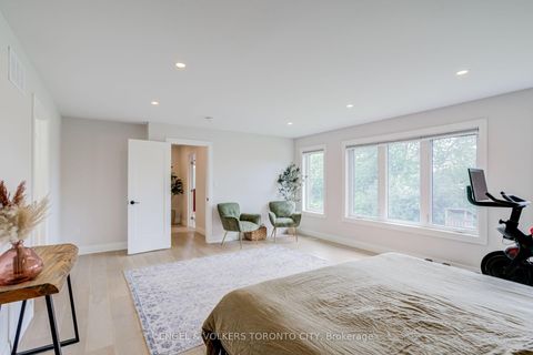 Photo 18 at 40 Glenview Avenue, Virginia, Georgina