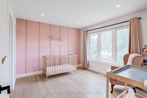 Photo 23 at 40 Glenview Avenue, Virginia, Georgina