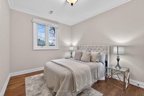 Photo 33 at 274 Greenfield Avenue, Willowdale East, Toronto