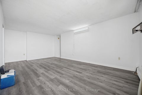 Photo 10 at 1105 - 60 Stevenson Road, Jamestown, Toronto