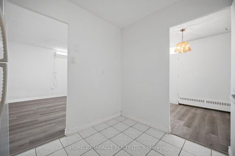Photo 14 at 1105 - 60 Stevenson Road, Jamestown, Toronto