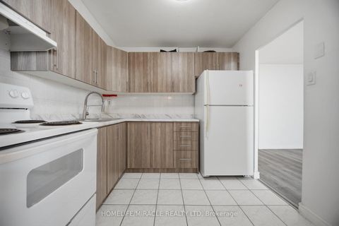 Photo 17 at 1105 - 60 Stevenson Road, Jamestown, Toronto