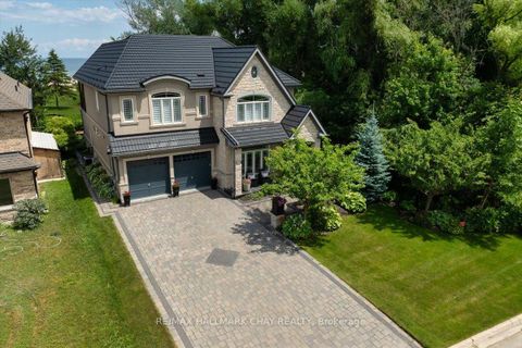 Photo 1 at 665 Park Road, Alcona, Innisfil