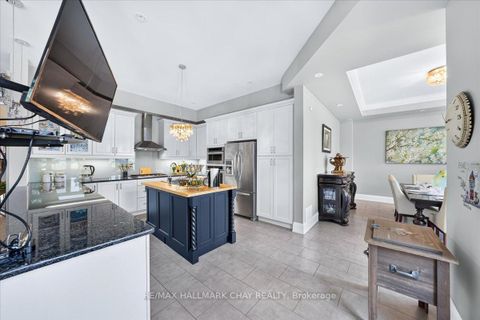 Photo 11 at 665 Park Road, Alcona, Innisfil