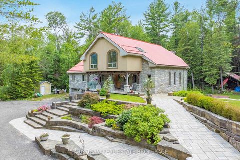 Photo 1 at 636 Harbour Street, Rural Innisfil, Innisfil
