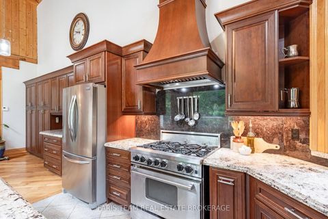 Photo 9 at 636 Harbour Street, Rural Innisfil, Innisfil