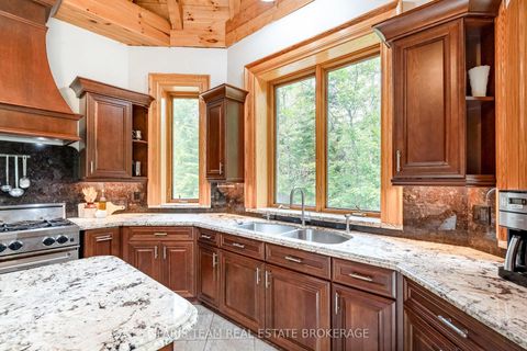 Photo 10 at 636 Harbour Street, Rural Innisfil, Innisfil