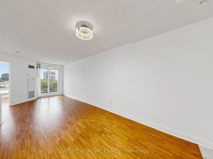 Photo 10 at 606 - 8 Rean Drive, Bayview Village, Toronto