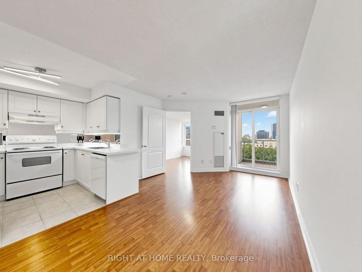 Photo 11 at 606 - 8 Rean Drive, Bayview Village, Toronto