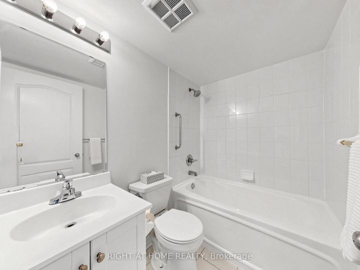 Photo 31 at 606 - 8 Rean Drive, Bayview Village, Toronto