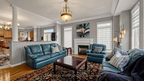 Photo 6 at 12 Sergio Marchi Street, CFB, Toronto