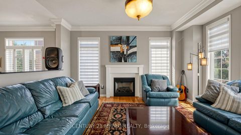 Photo 7 at 12 Sergio Marchi Street, CFB, Toronto