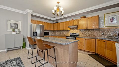 Photo 9 at 12 Sergio Marchi Street, CFB, Toronto