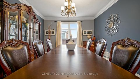 Photo 17 at 12 Sergio Marchi Street, CFB, Toronto
