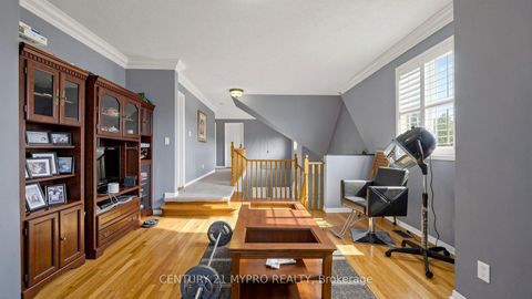 Photo 26 at 12 Sergio Marchi Street, CFB, Toronto