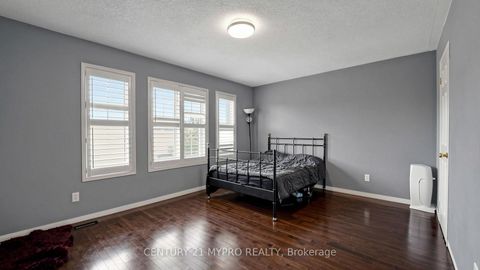 Photo 32 at 12 Sergio Marchi Street, CFB, Toronto