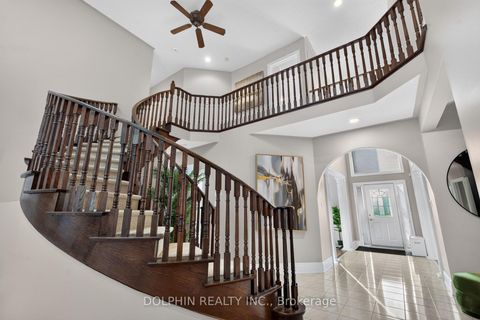 Photo 3 at 735 Foxcroft Boulevard, Wyndham, Newmarket