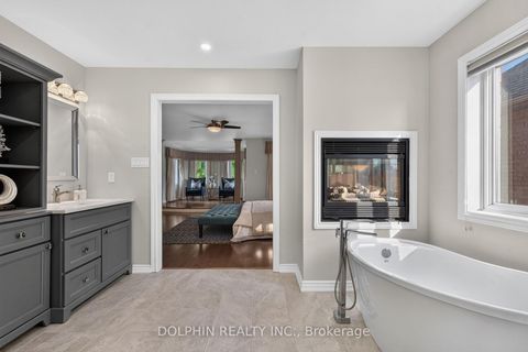 Photo 33 at 735 Foxcroft Boulevard, Wyndham, Newmarket
