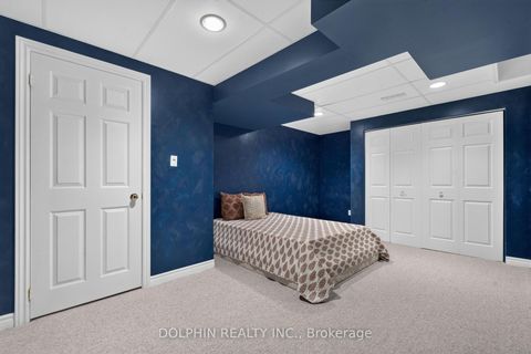 Photo 40 at 735 Foxcroft Boulevard, Wyndham, Newmarket