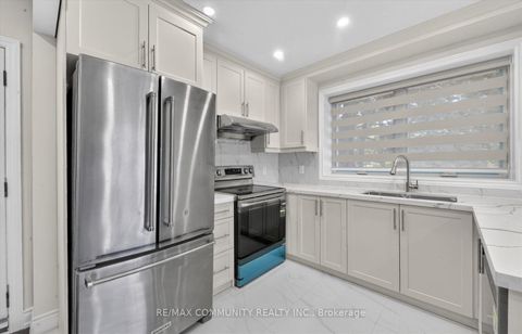 Photo 10 at 53 Milford Haven Drive N, Morningside, Toronto