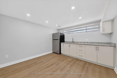 Photo 22 at 53 Milford Haven Drive N, Morningside, Toronto