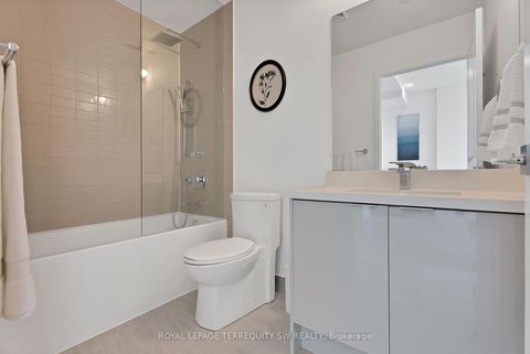 Photo 12 at 515 - 2916 Highway 7, Concord, Vaughan