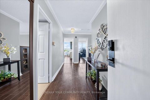 Photo 3 at 907 - 8501 Bayview Avenue, Doncrest, Richmond Hill