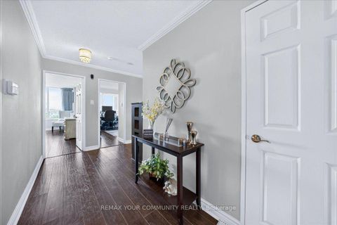 Photo 4 at 907 - 8501 Bayview Avenue, Doncrest, Richmond Hill