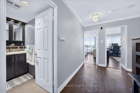 Photo 5 at 907 - 8501 Bayview Avenue, Doncrest, Richmond Hill