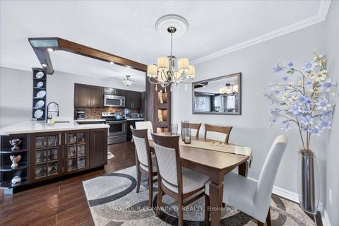 Photo 11 at 907 - 8501 Bayview Avenue, Doncrest, Richmond Hill