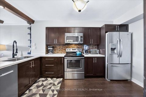 Photo 15 at 907 - 8501 Bayview Avenue, Doncrest, Richmond Hill