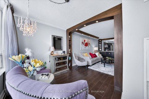 Photo 25 at 907 - 8501 Bayview Avenue, Doncrest, Richmond Hill