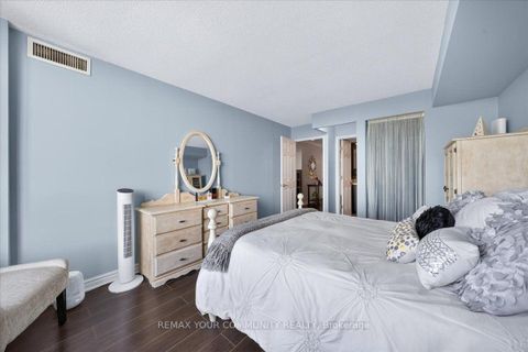 Photo 31 at 907 - 8501 Bayview Avenue, Doncrest, Richmond Hill