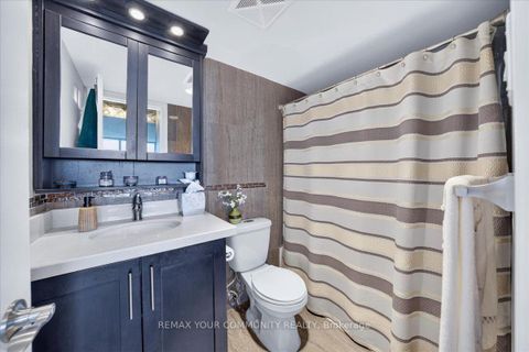 Photo 33 at 907 - 8501 Bayview Avenue, Doncrest, Richmond Hill