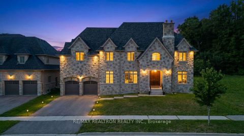 Photo 1 at 58 Wigston Place, Uplands, Vaughan