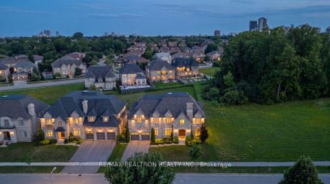Photo 4 at 58 Wigston Place, Uplands, Vaughan