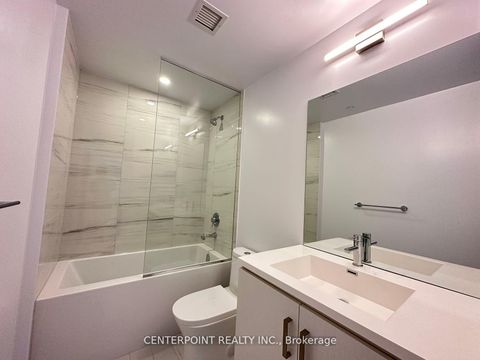 Photo 5 at 615 - 60 Honeycrisp Crescent, Vaughan Corporate Centre, Vaughan