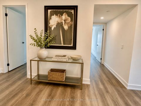 Photo 5 at 1204 - 609 Sherbourne Street, North St. James Town, Toronto