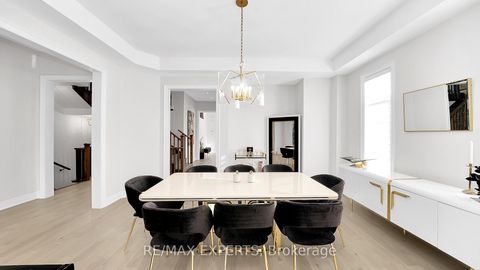 Photo 5 at 89 Rosshaven Crescent, Vellore Village, Vaughan