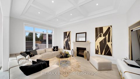 Photo 12 at 89 Rosshaven Crescent, Vellore Village, Vaughan