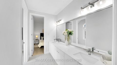 Photo 34 at 89 Rosshaven Crescent, Vellore Village, Vaughan
