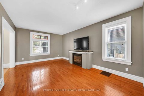 Photo 7 at 79 Blake Street, North Shore, Barrie