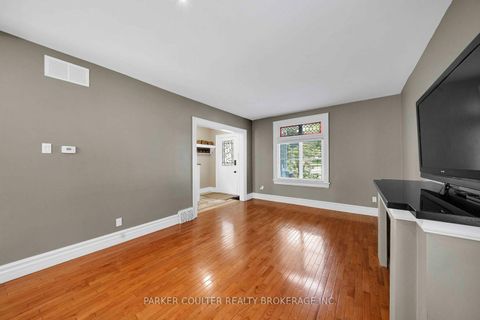 Photo 8 at 79 Blake Street, North Shore, Barrie