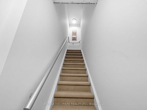 Photo 3 at 728 - 333 Adelaide Street E, Moss Park, Toronto