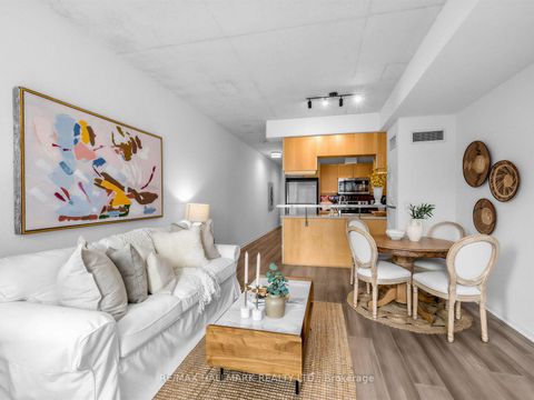 Photo 13 at 728 - 333 Adelaide Street E, Moss Park, Toronto