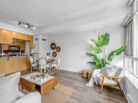 Photo 14 at 728 - 333 Adelaide Street E, Moss Park, Toronto
