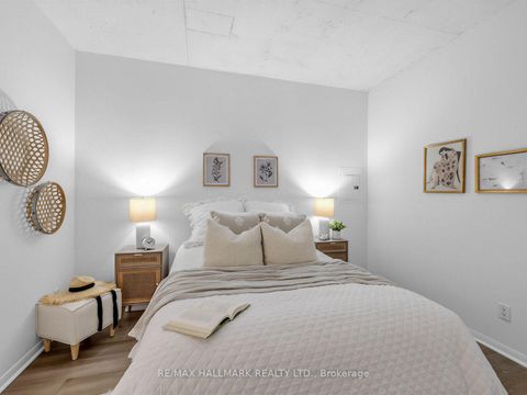 Photo 25 at 728 - 333 Adelaide Street E, Moss Park, Toronto