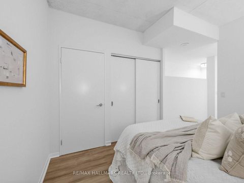 Photo 27 at 728 - 333 Adelaide Street E, Moss Park, Toronto