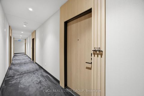 Photo 2 at 518 - 15 Mercer Street, Waterfront Communities C1, Toronto