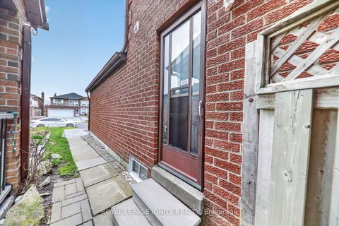 Photo 32 at 205 Hupfield Trail, Malvern, Toronto
